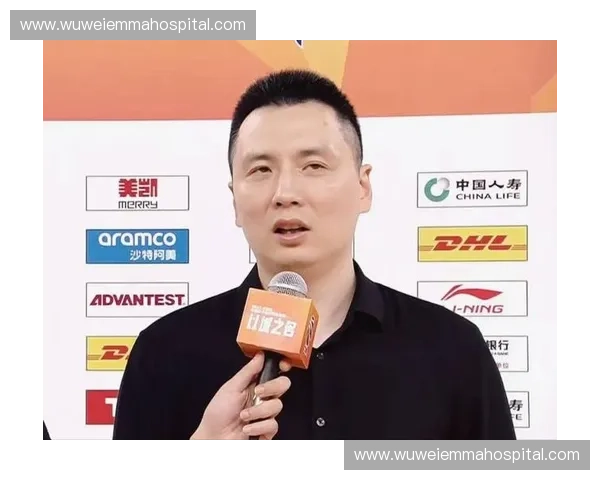 卢伟指导强调防守稳定性,上海队依靠固定的防守轮换体系铸就冠军基石 卢伟指导强调防守稳定性,上海队依靠固定的防守轮换体系铸就冠军基石